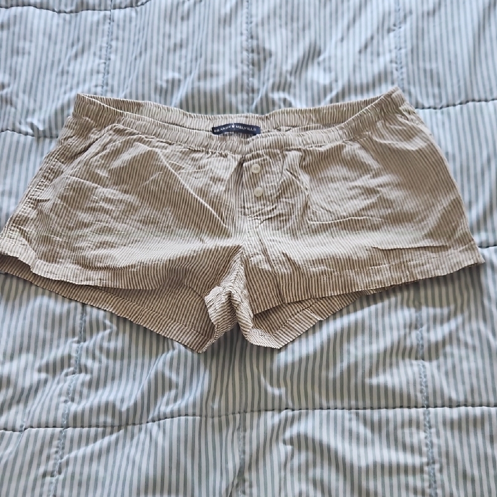 Brandy Melville Tan Bermudas with Relaxed Fit